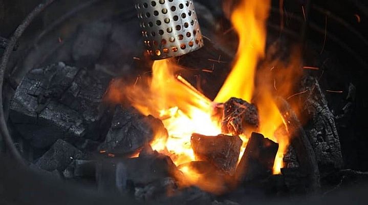 Lighting the Charcoal in my Kamado